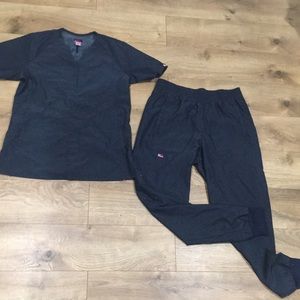 Navy heather Koi Lite scrub set